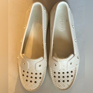 New Sperry Women's 8 White Slip-On Floating Boat Water Shoes Rubber Lightweight